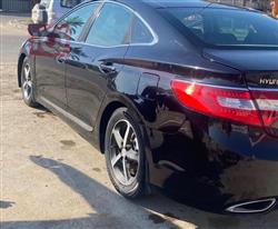 هيونداي أزيرا